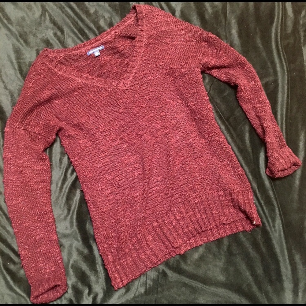 American Eagle Sweater